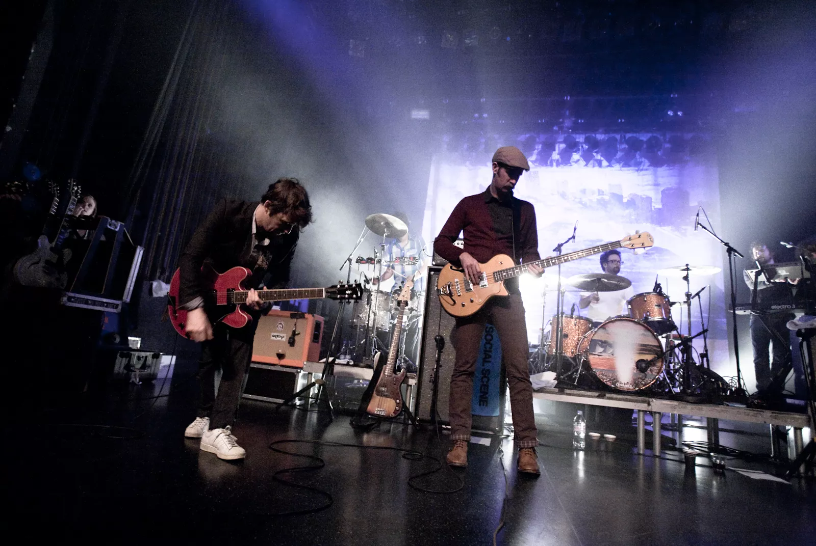 Hør Broken Social Scenes første album siden 2010