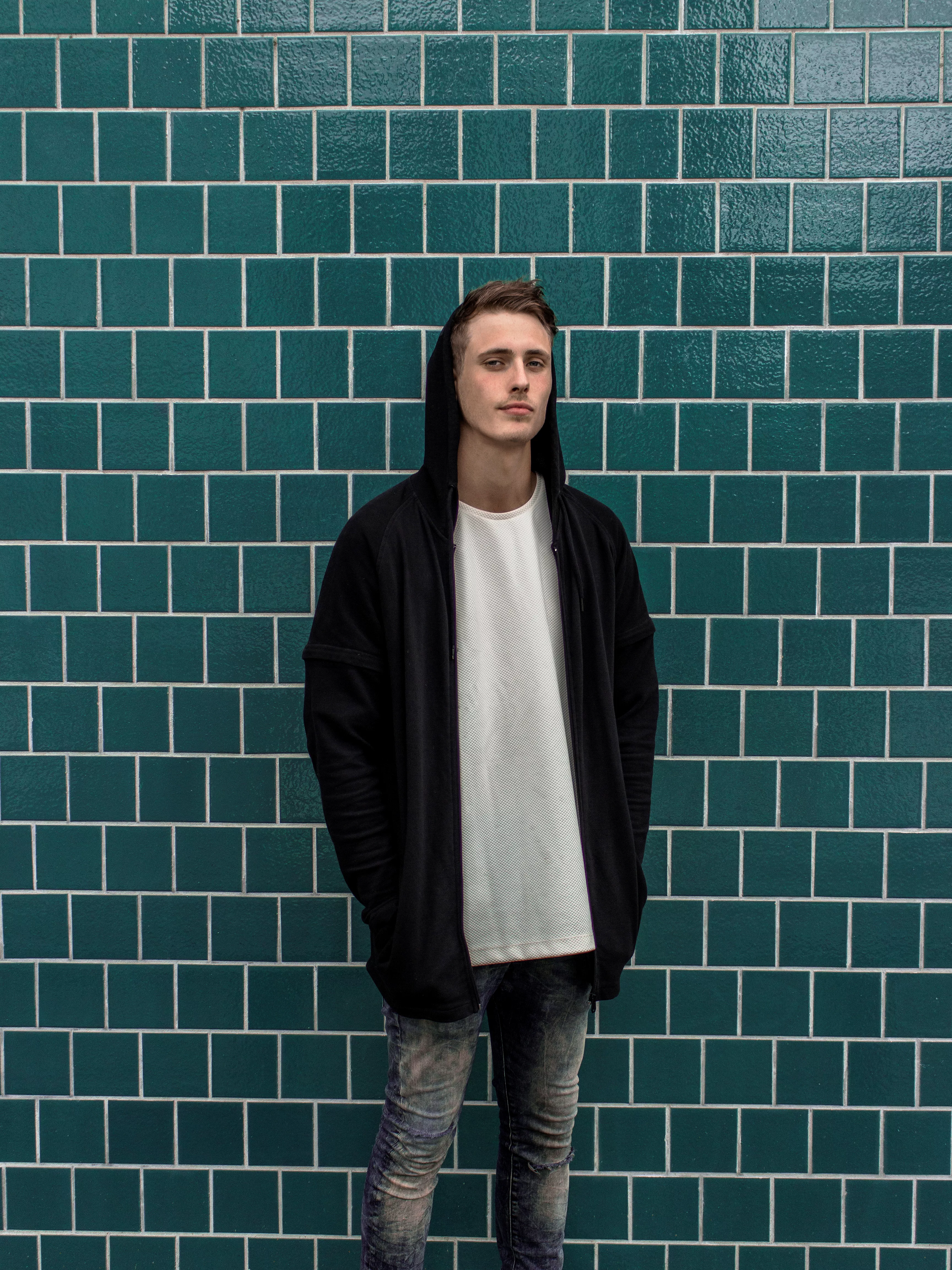 Bossfight – från glad chiptune till farligt mörker