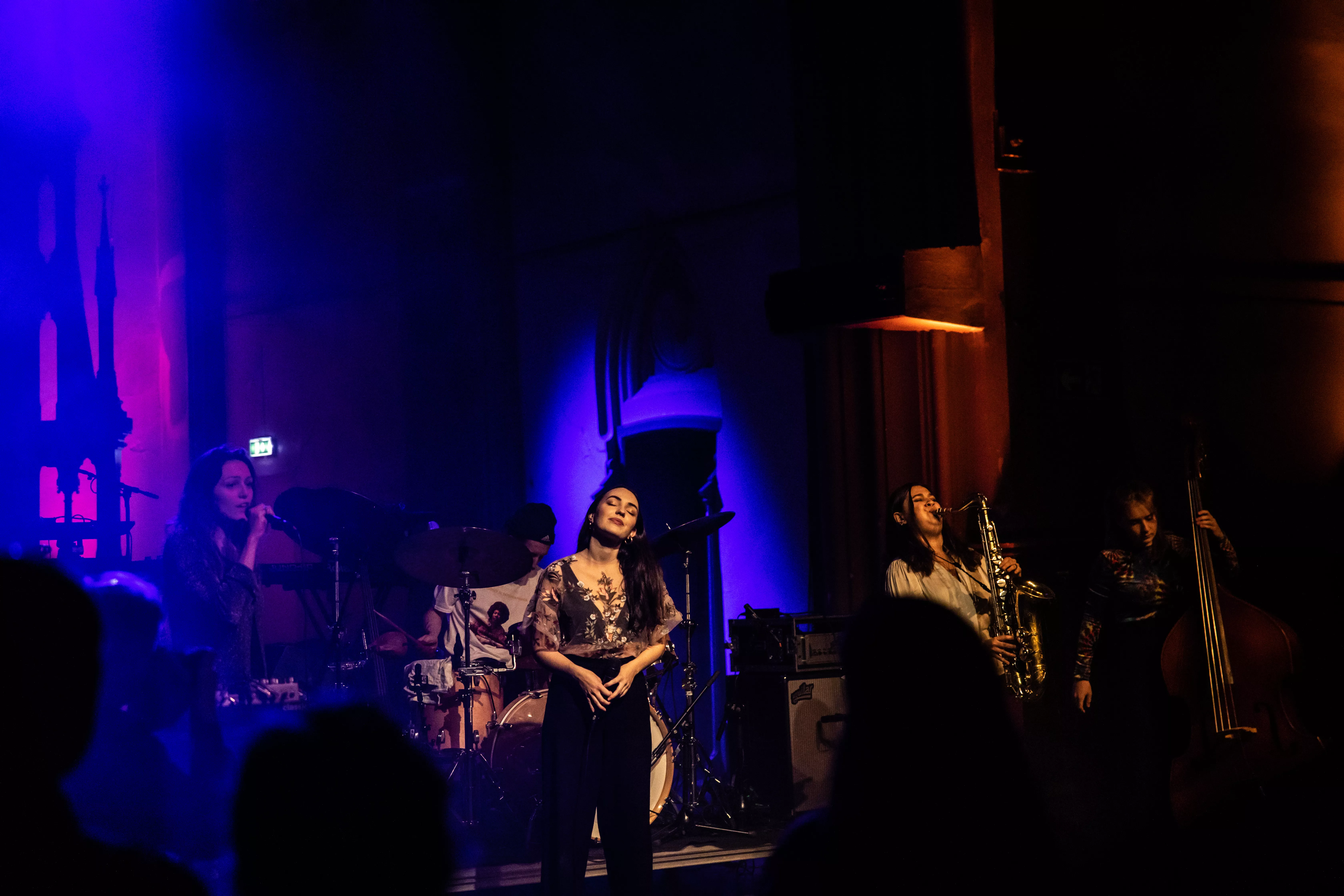 Flust av improvisasjon og nye spor