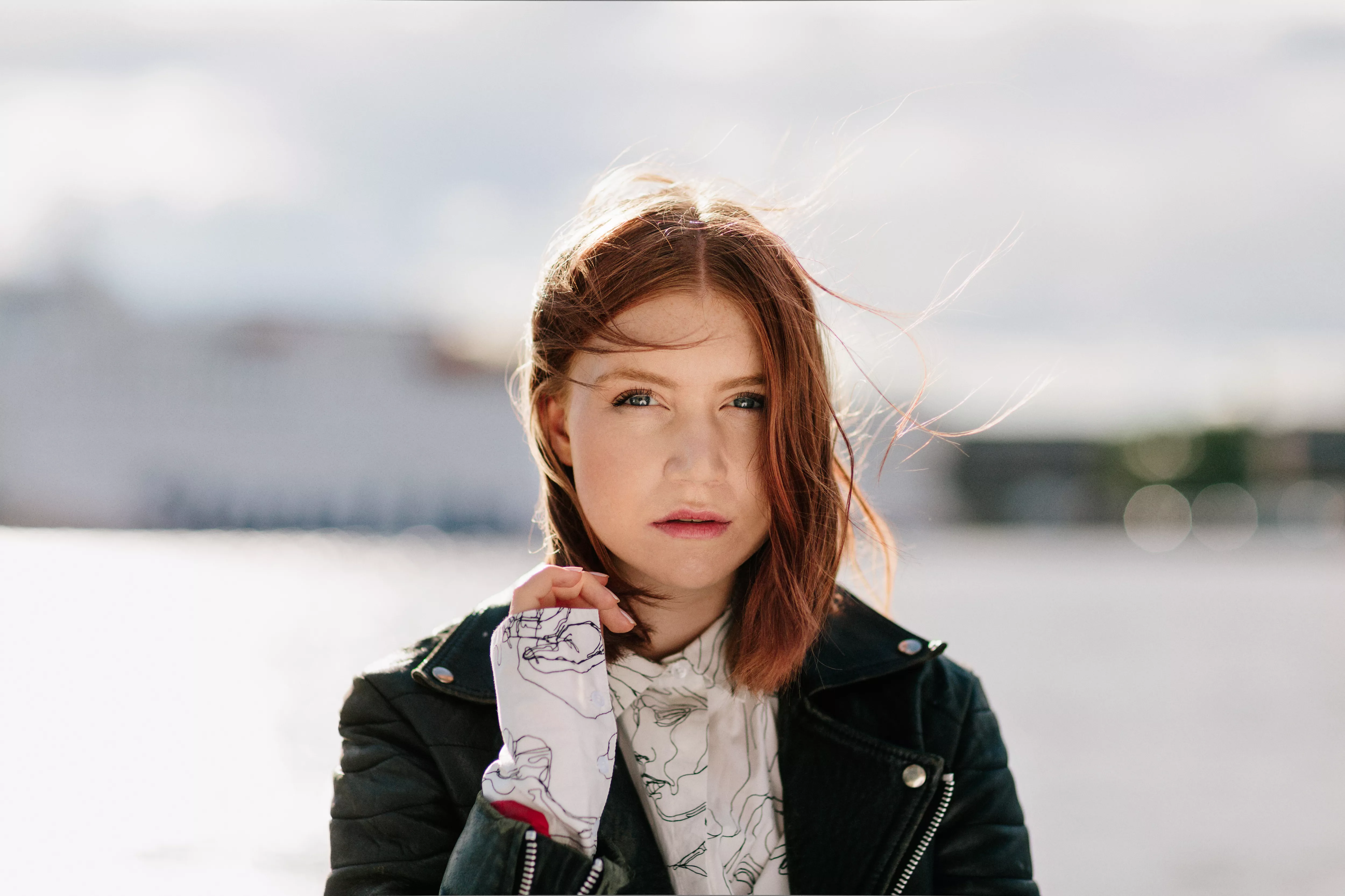 Den Slottsfjell- og Findings-aktuelle artisten byr på storbystemning i ny video