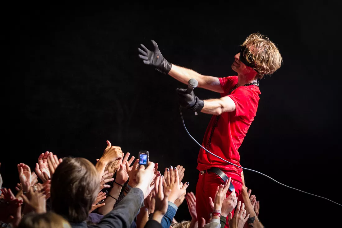 Bob Hund bokar åt svensk festival