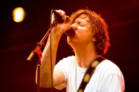 Sonic Youth-sångare går solo – igen