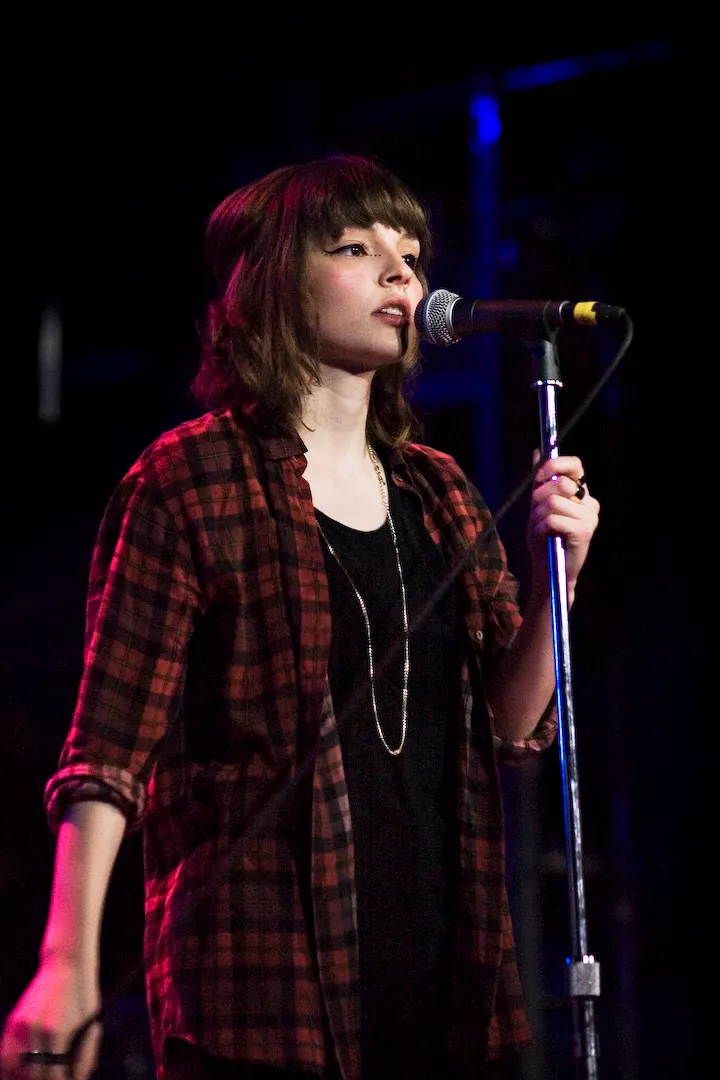 CHVRCHES släpper debutalbum