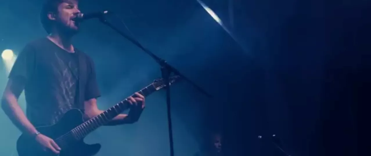 Musikvideo: Klassens nye metaldreng, Vola