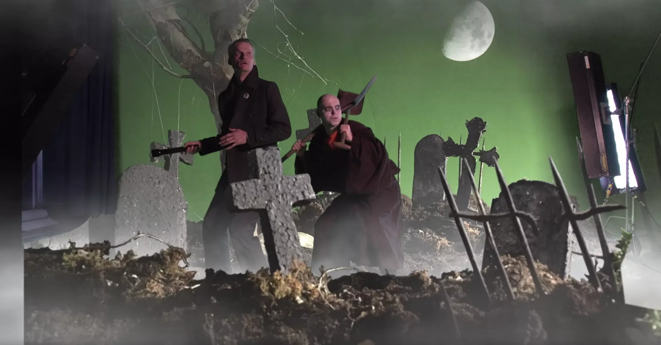 PREMIERE: Se PowerSolos underholdende behind-the-scenes-video til "Lonely Gal"