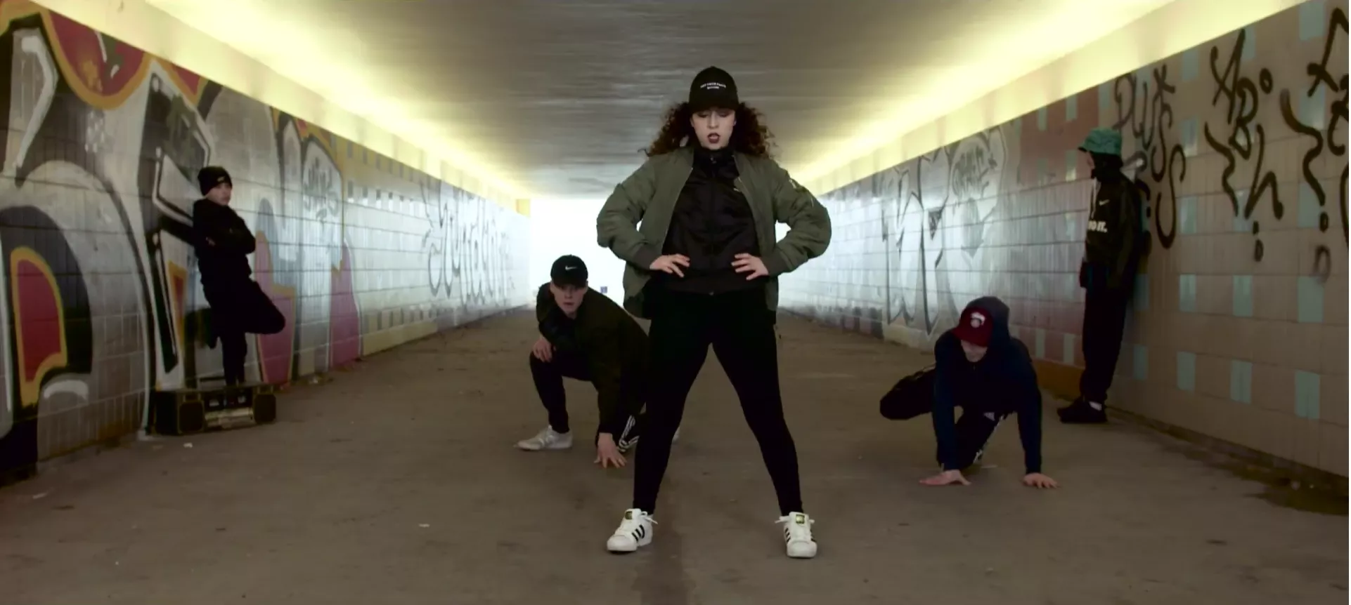 PREMIÄR: Stereo Explosion avdramatiserar "Sveriges farligaste plats"