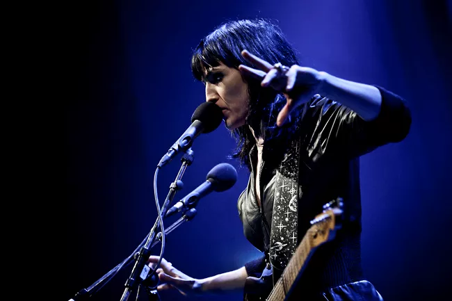 Joan As Police Woman: Amager Bio, København