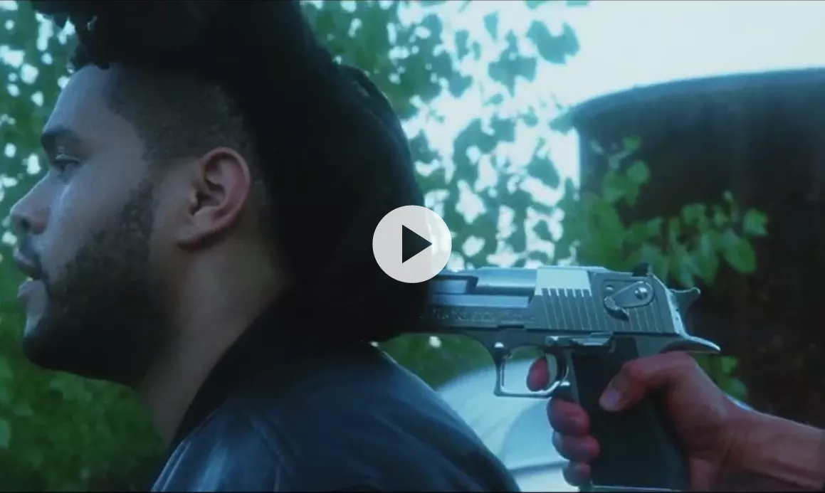 Se The Weeknds blodsprøjtende nye musikvideo