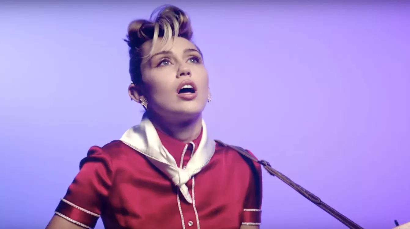 Miley Cyrus teaser ny musik på Instagram