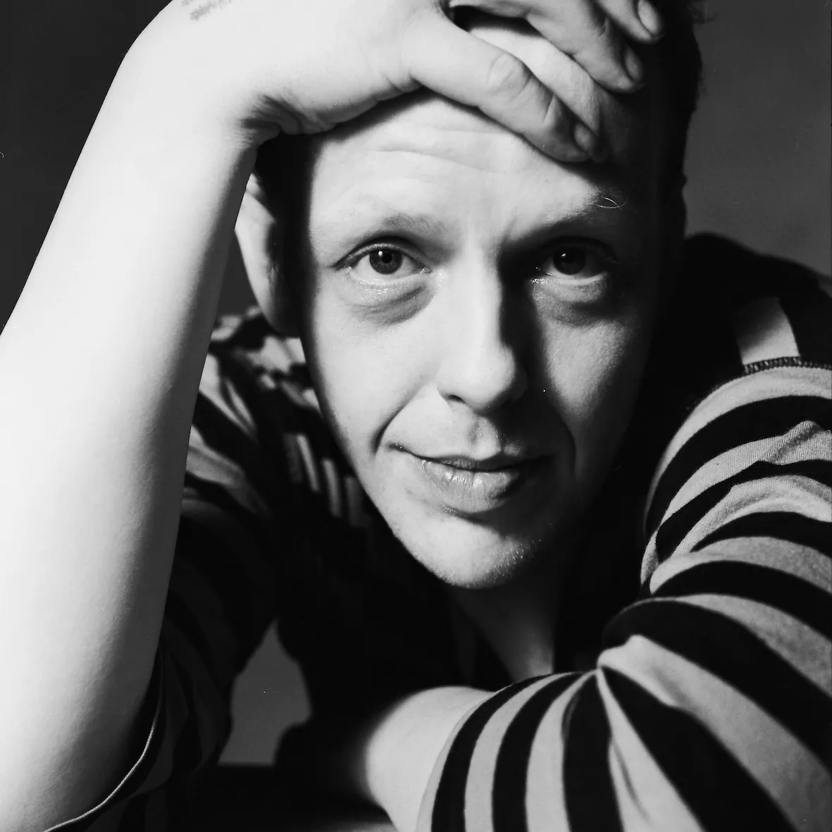 Hör två tidigare outgivna låtar med Freddie Wadling