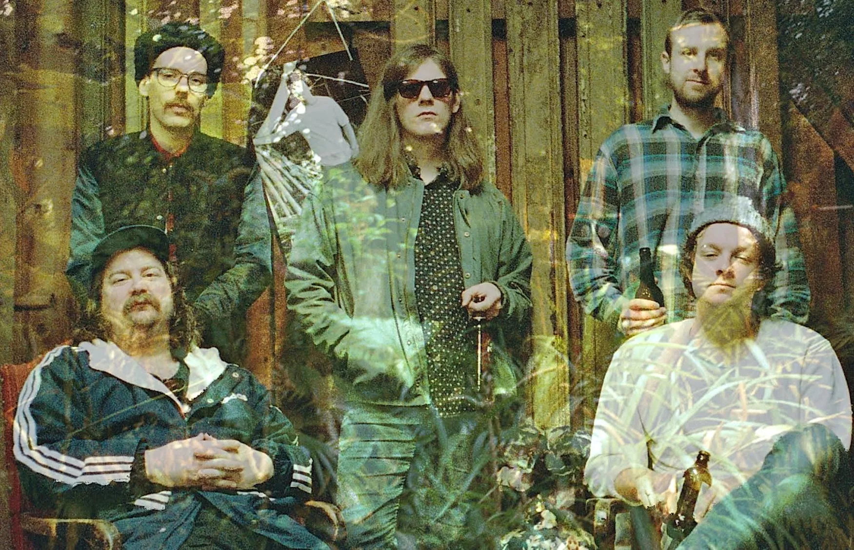 Bloody Beach med første smakebit fra kommende album