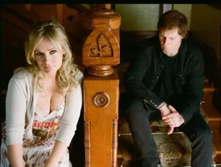 Isobel Campbell & Mark Lanegan spiller akustisk