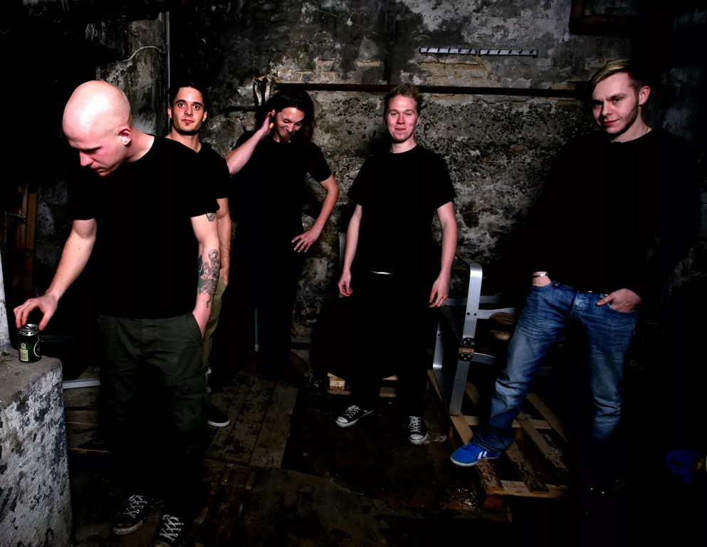 Memorial udgiver toer