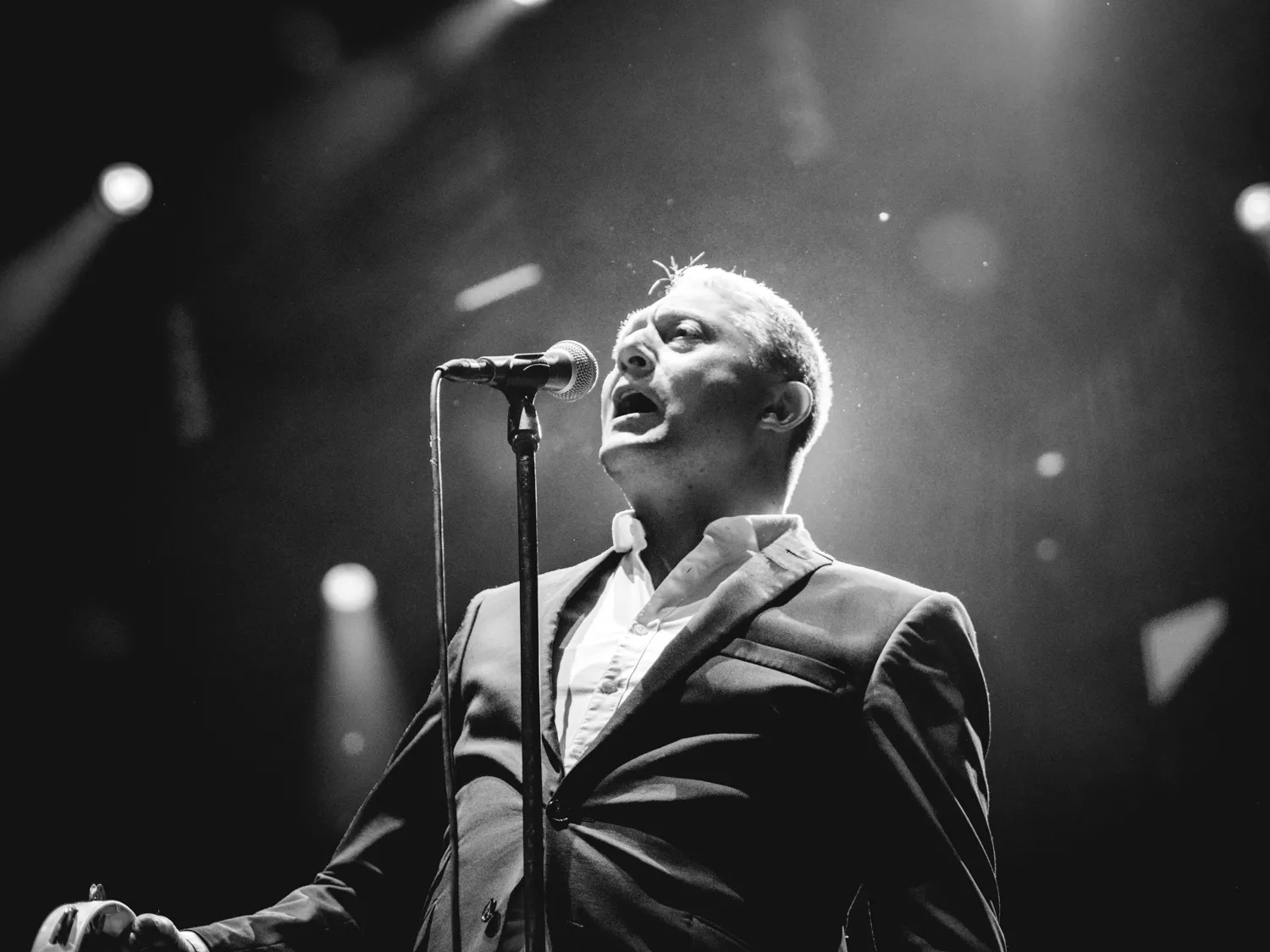 Artistens nya roll: fotbollskommentator