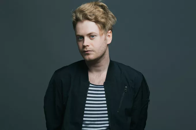 Hør Christian Hjelms nye single – og se albumdato