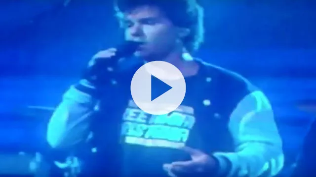 Se Lukas Graham optræde og give interview til Billboard Music Awards