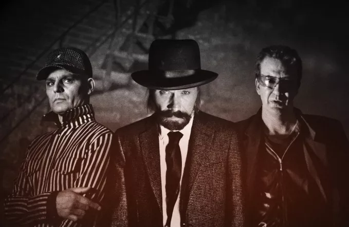 Sort Sol spiller nye numre på forårsturné