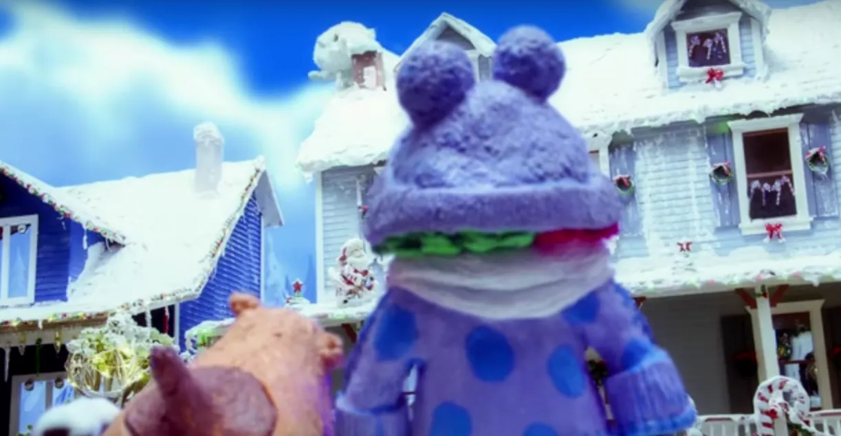 Se snemonster gå amok i Sias nye aminations-julevideo