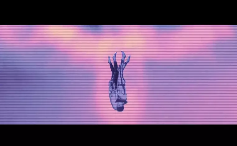 Video: CHVRCHES på trippy anime-romferd