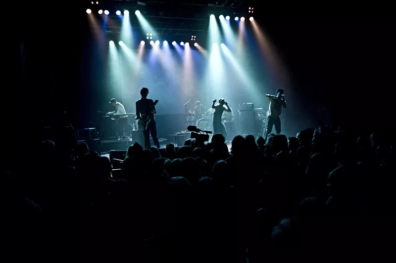 Gypsies og Vincent Van Go Go og Flødeklinikken: Train, Århus