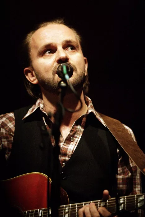 Tim Christensen, Tina Dickow, Diefenbach, CallMeKat, John ME, Dennis Mejdal: Klub Mini Vega, Store V