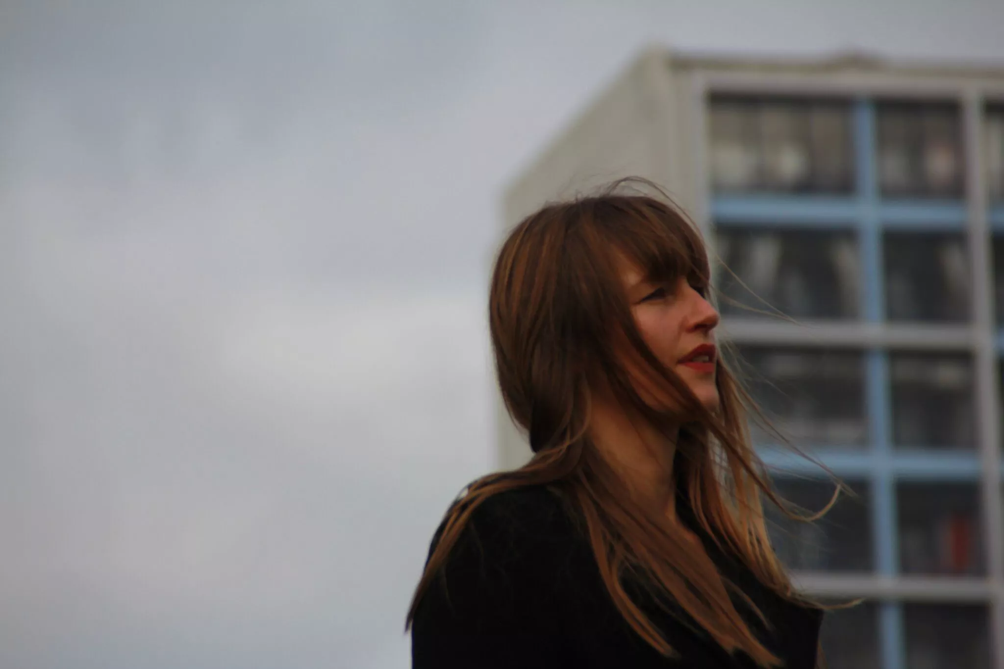 Sakral singer-songwriter-debut