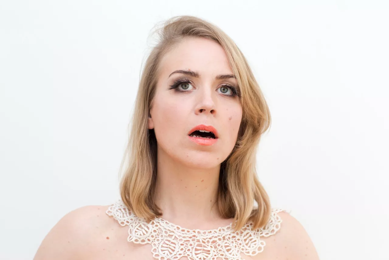 Frida Hyvönen på vårturné