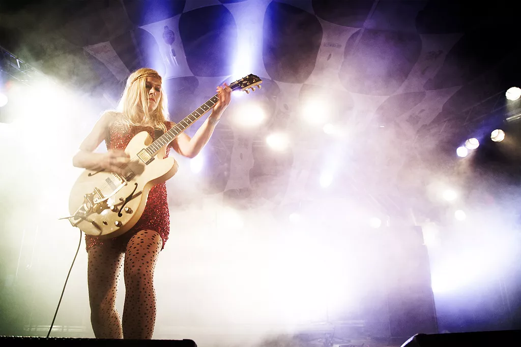 Hedvig Mollestad Trio: Klubben, Øyafestivalen