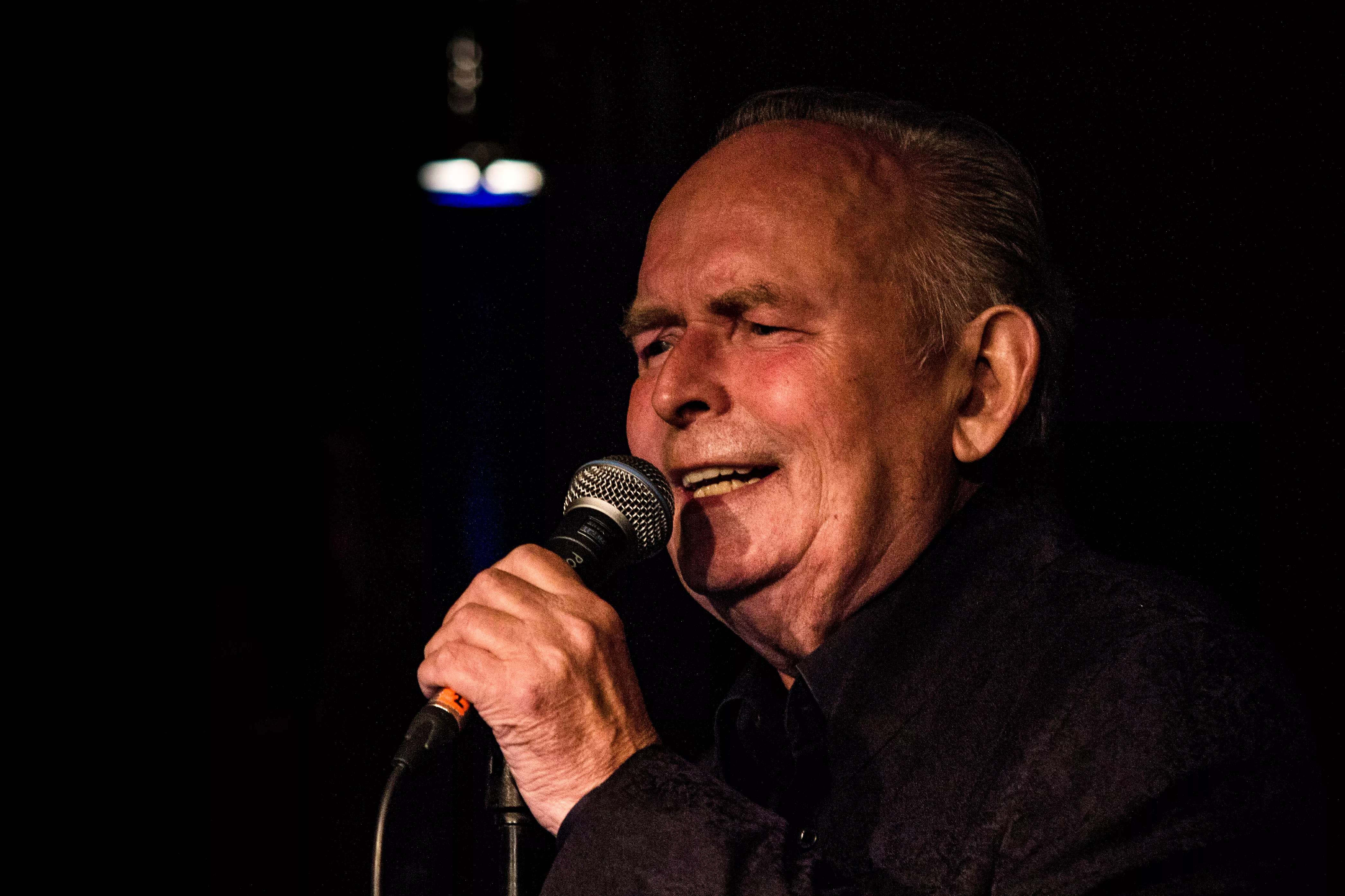 Peter Belli takker stærkt af på sin sidste turné