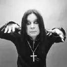 Ozzy i infight med indbrudstyv