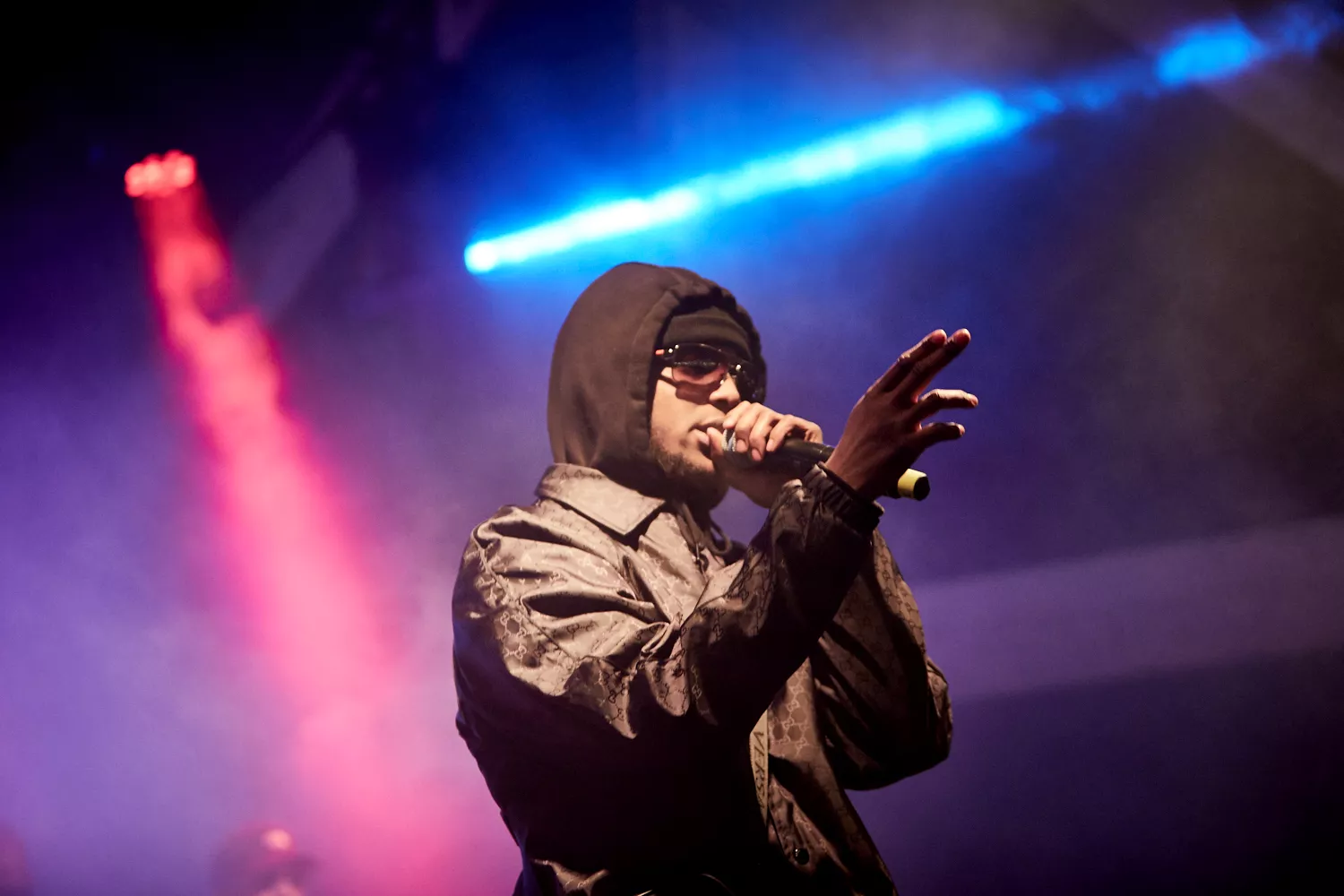 Hiphop-håb iklædt playback og høj energi