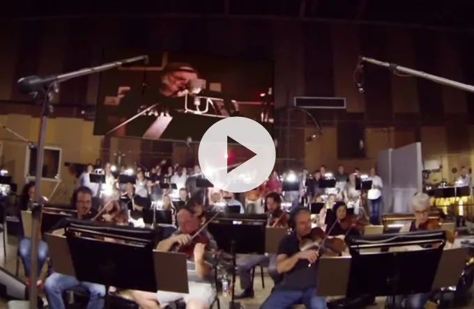 Se Neil Young indspille med 92 mand stort orkester