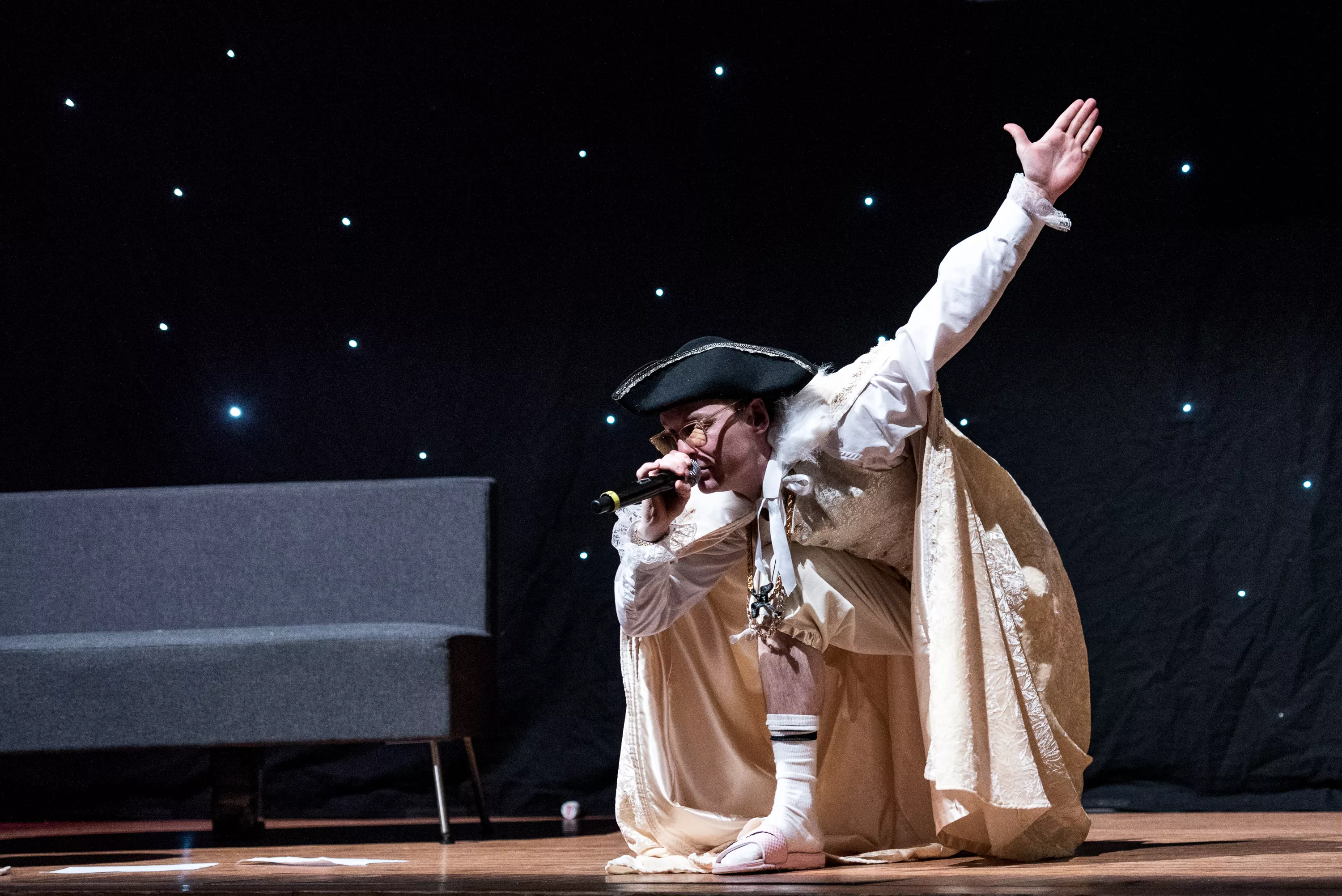 Nu väntar rättegång för guldfisk-hot