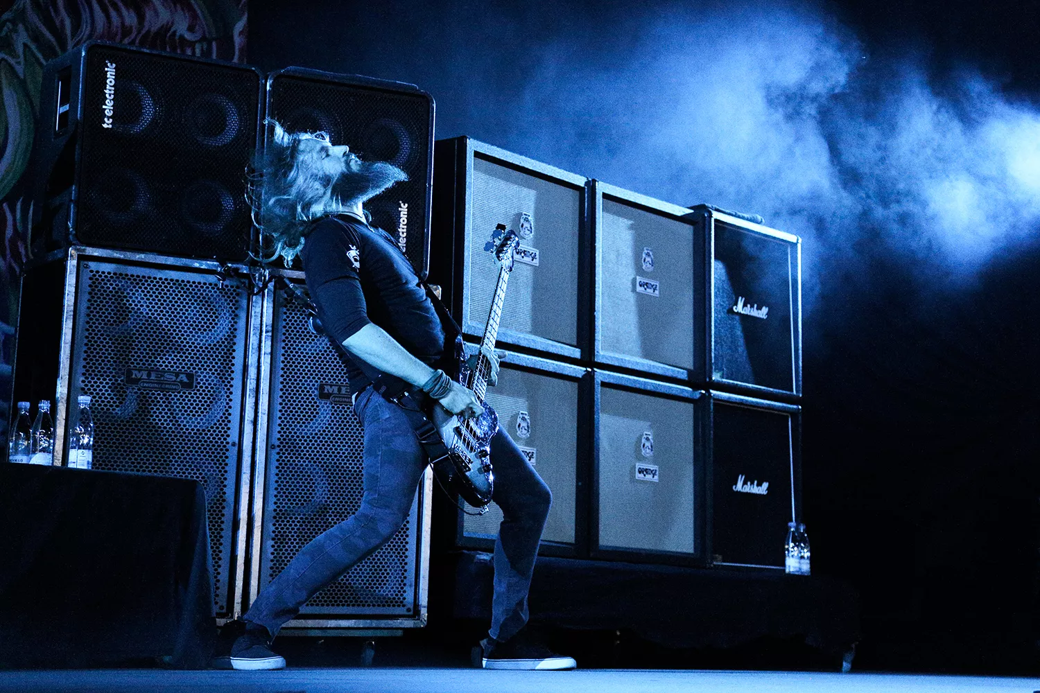 Metalbandet ställer in 17 spelningar