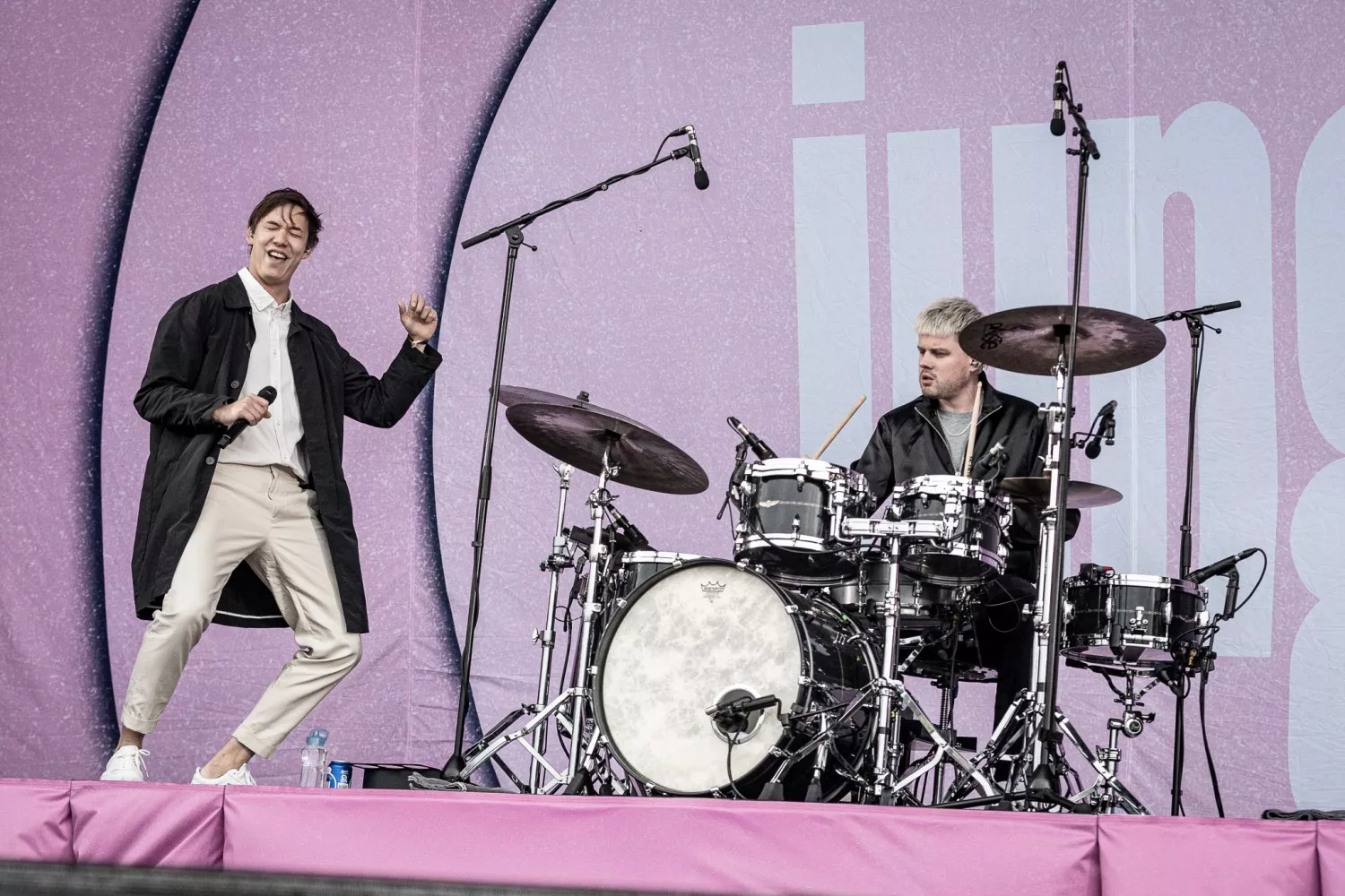 Ihærdigt frontmand-forsøg faldt i blæsende forhold til jorden