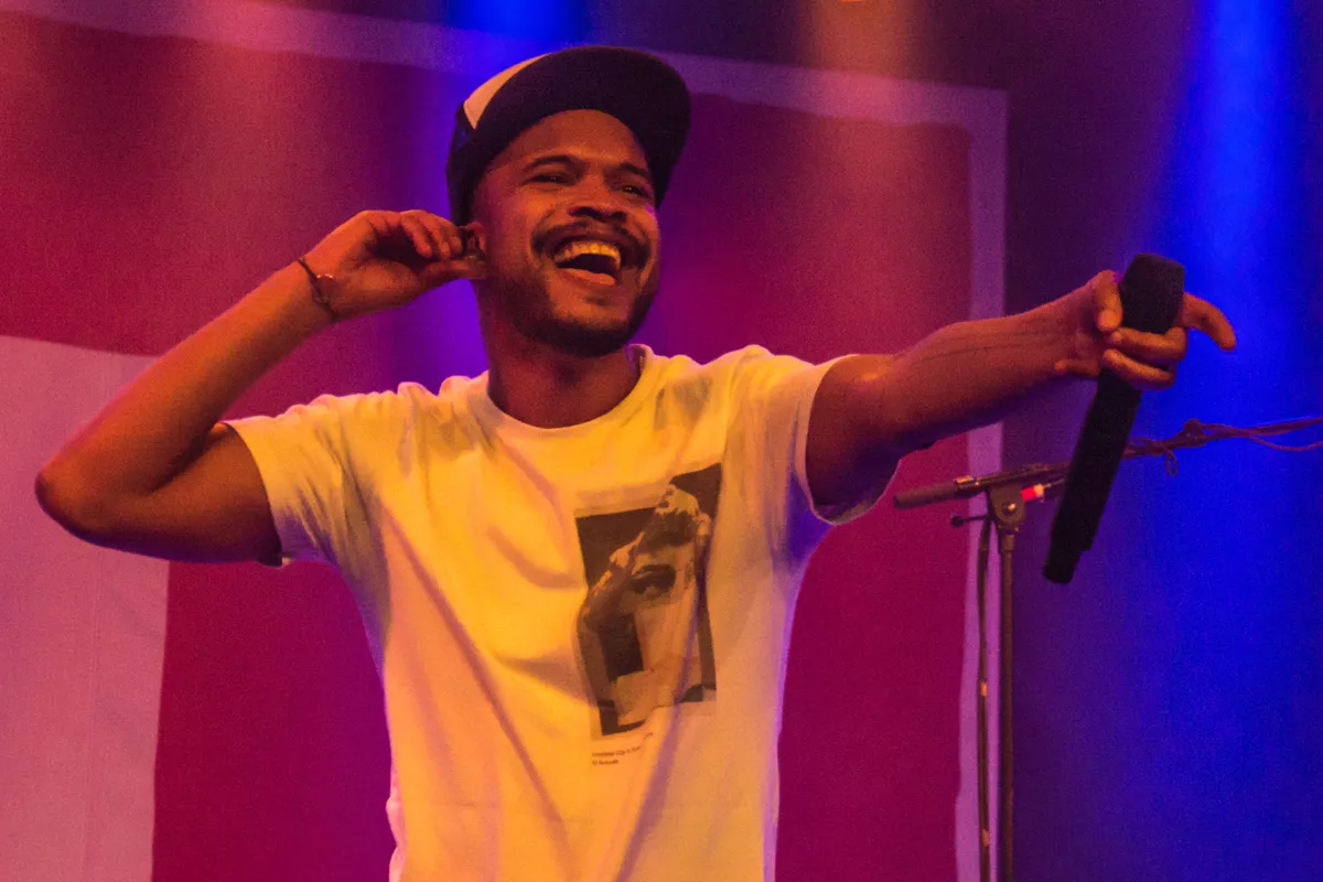 Shaka Loveless på forårsturné