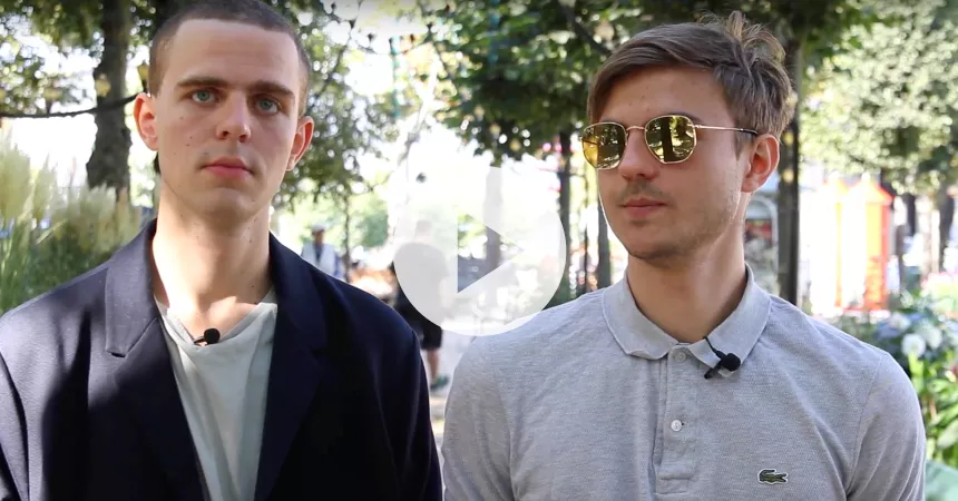 Se Julias Moon i underholdende interview forud for aftenens Fredagsrock 