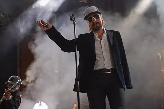 Steen Jørgensen udgiver soloalbum