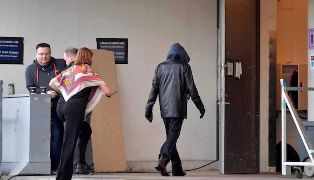 Dylan droppet finstasen da han hentet nobelprisen i Stockholm