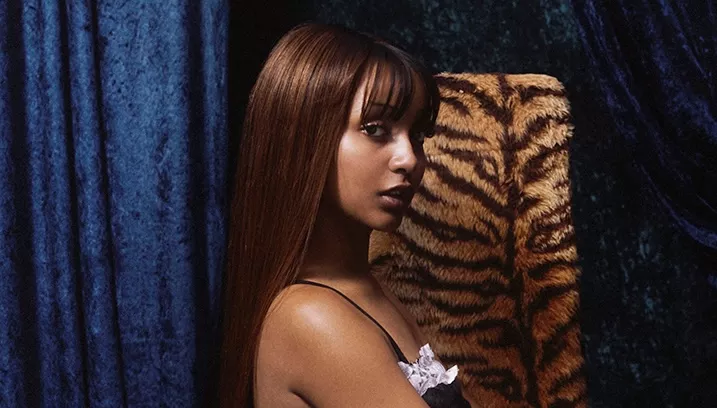 PinkPantheress er den første kvinnen som vinner en Brit Award for årets produsent