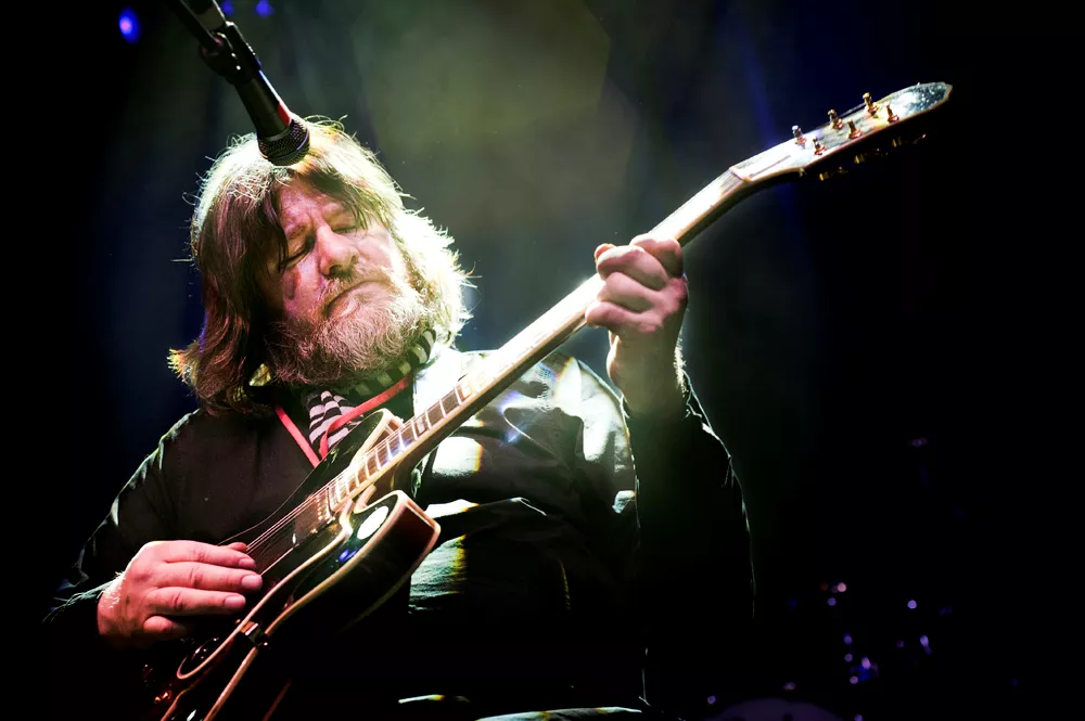 Diverse artister: Stödfest för Johan & Martin