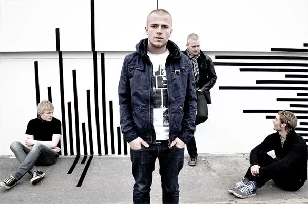 A Friend In London udgiver ny single