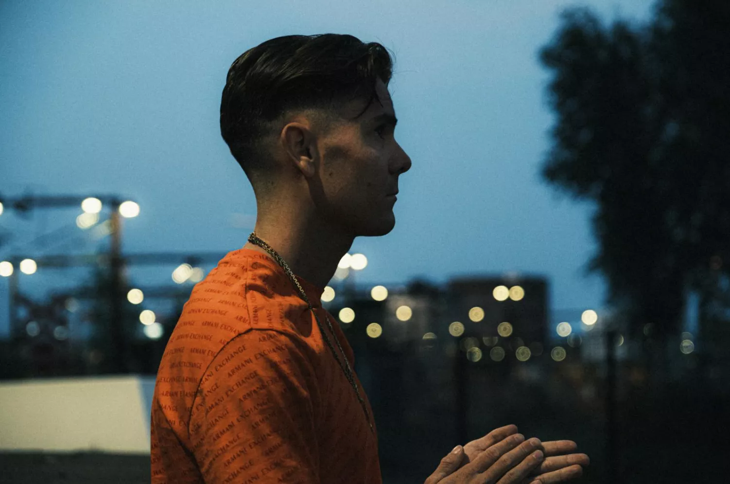 ANMELDELSE: Radiovenlig monolog til ørerne fra ung debutant