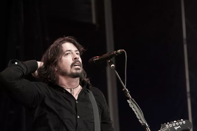 Se Bruce Springsteen og Dave Grohl i kritiseret duet 