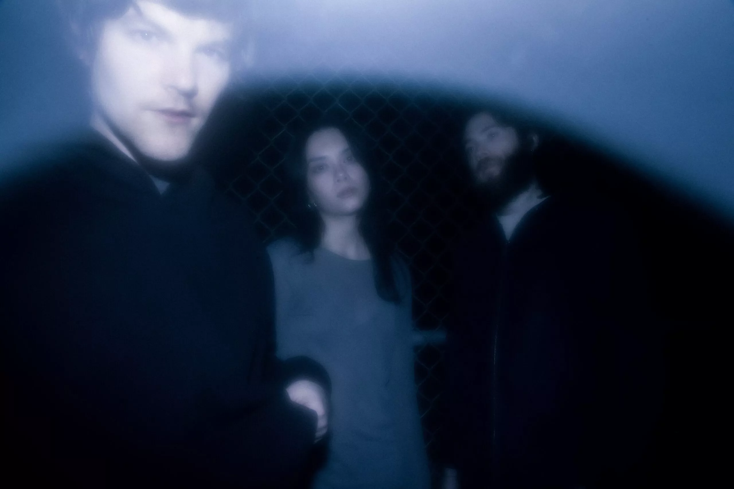 New York-baserade Chanel Beads blandar den ruffiga ljudbilden från postpunken, gripande sentimentaliteten i poplåtar och nyfikenheten i elektronisk musik.