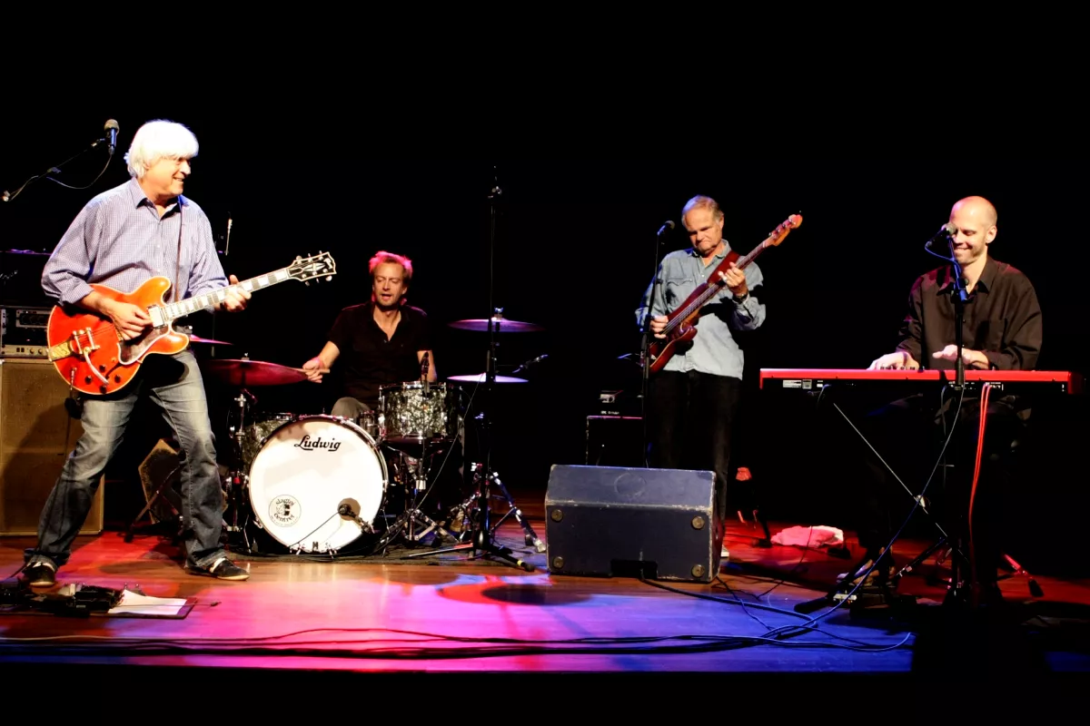 Billy Cross: Folkets Hus, Struer