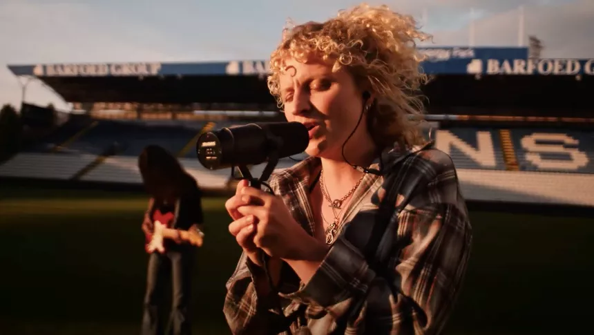 VIDEOPREMIERE: Barbro, Atusji & Nurse varmer op til Generator Festival