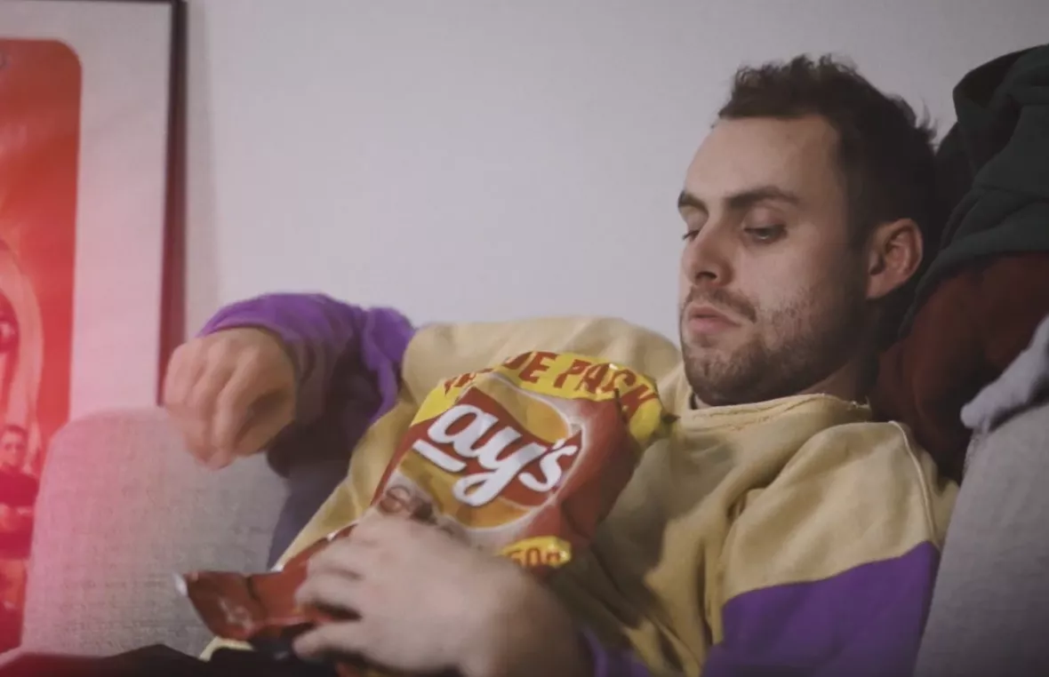 VIDEOPREMIERE: Daniel Firth er 100 procent ovre sin eks... måske