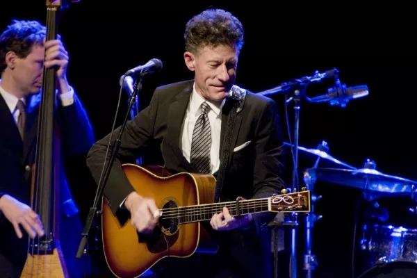 Lyle Lovett: Værket, Randers