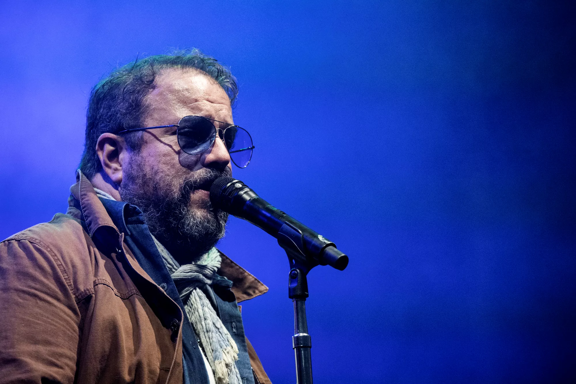 Blæst væk af blæserne